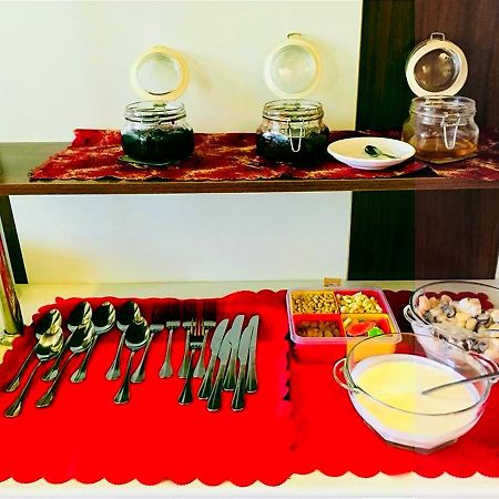 فندق كايزر أولان باتور المظهر الخارجي الصورة